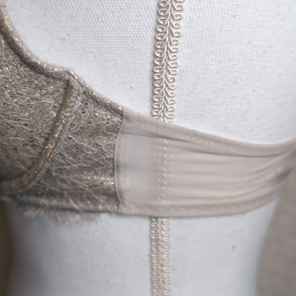 DREAM ANGELS Victoria's Secret GOLD Lace Demi Push-Up 32C - Picture 5 of 10